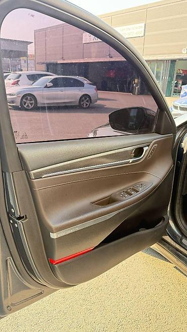 gra: Hyundai Grandeur: 2018 г., 2.4 л, Автомат, Гибрид — 8