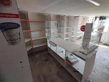 Другое торговое оборудование: Торговое оборудование для магазина (полки) длина 8 метров, высота 2,05 — 3