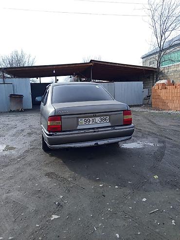 Opel: Opel Vectra: 2 l | 1990 il 350697 km Sedan — 10