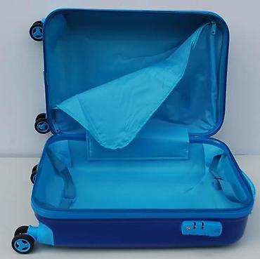 Rančevi, torbe i koferi: Dečiji putni kofer sa temom Transformersa, idealan za male putnike — 3