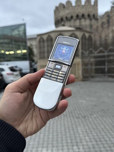 mikrofon almaq: Nokia 8 Sirocco, < 2 ГБ, цвет - Серебристый, Кнопочный