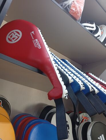 тактические перчатки: Лапа прямая хлопушка для бокса для отработки ударов для таэквондо итф