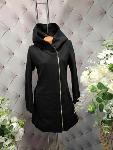 Kaputi: Ženska kaput-dukserica sa kapuljačom - Moderan kroj do sredine — 3