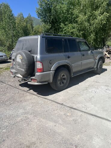 Nissan: Nissan Patrol: 2003 г., 3 л, Механика, Дизель, Внедорожник