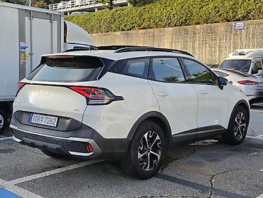 морда: Kia Sportage: 2021 г., 1.6 л, Гибрид, Кроссовер — 4