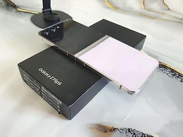 rog ally z1: Samsung Galaxy Z Flip 5, Б/у, 256 ГБ, цвет - Синий, 1 SIM, 2 SIM, eSIM — 6