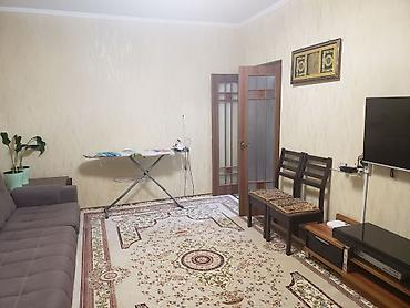 комнаты иссык: 3 комнаты, 70 м², 106 серия, 2 этаж, Старый ремонт — 1