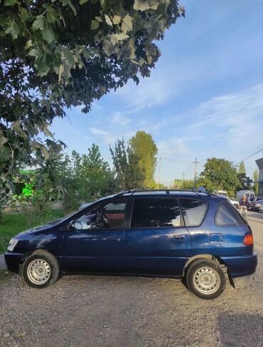 поворотник на субару: Toyota Ipsum: 1997 г., 2 л, Робот, Газ, Минивэн