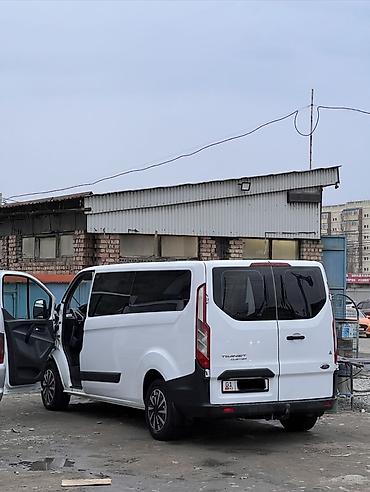 Аренда пассажирского буса: Ford Transit Custom пассажирский минивэн или обмен на камри 70 гибрид — 9