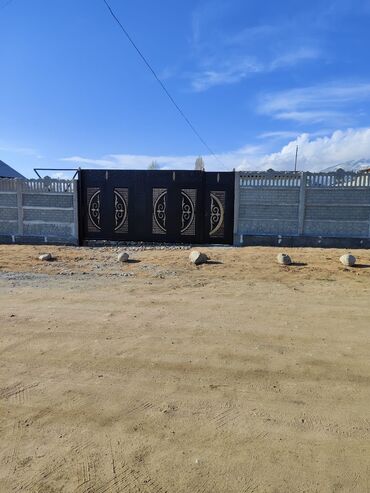 сдаю дом в покровке: 8 соток, Курулуш, Кызыл китеп