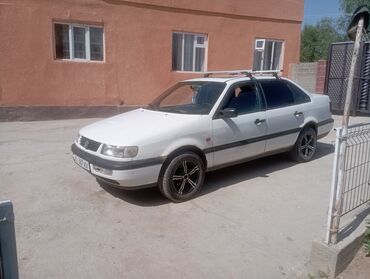 купить китайский авто в бишкеке: Volkswagen Passat CC: 1995 г., 1.8 л, Механика, Бензин, Седан