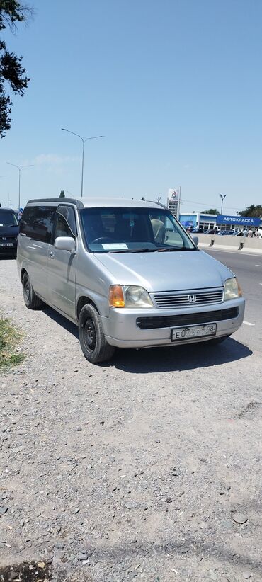 степ 4: Honda Stepwgn: 1998 г., 2 л, Автомат, Бензин, Минивэн