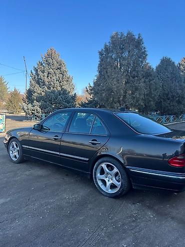 Mercedes-Benz: Mercedes-Benz E-Class: 2002 г., 3.2 л, Автомат, Бензин, Седан — 5