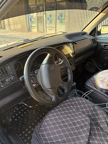Volkswagen: Volkswagen Golf: 1992 г., 1.8 л, Механика, Бензин, Хэтчбэк — 5