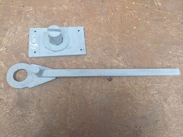 polovna mešalica za beton: Alat za savijanje armature osnovna ploča debljine 15 mm x 140 mm x 220
