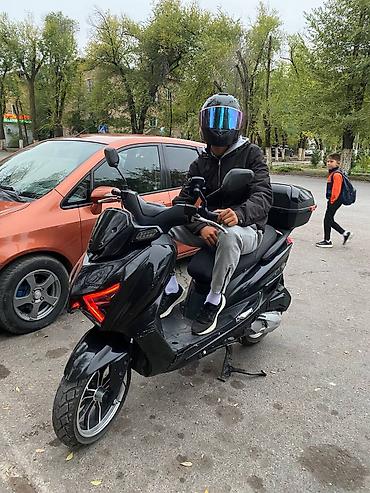 Скутеры: 150 куб. см, Бензин, Б/у — 5