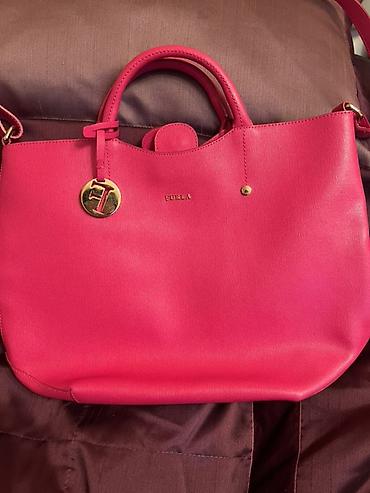 parca cantalar: Furla qadın çantası – parlaq çəhrayı rəng - Material: teksturalı dəri — 1