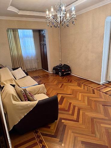 bakida menzil: . Satılır 2 otaqlı köhnə tikili 65 m², Azadlıq Prospekti m. 🏡 SATILIR — 9