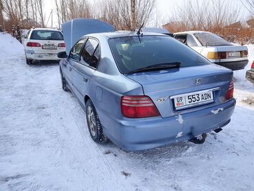 Honda: Honda Accord: 2001 г., 1.8 л, Механика, Бензин, Хэтчбэк