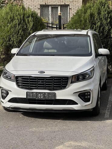 Kia: Kia Carnival: 2018 г., 2.2 л, Автомат, Дизель, Минивэн