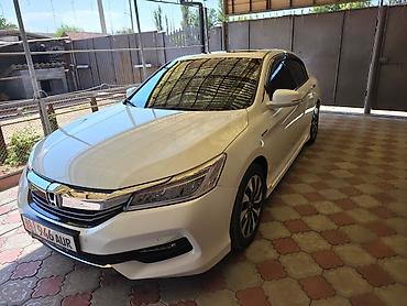 h 1: Honda Accord: 2017 г., 2 л, Автомат, Гибрид, Седан — 3