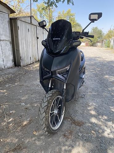 Скутеры: Продам Q Max 300 Пробег — 16 000 км. Пробег не курьерский — скутер — 11