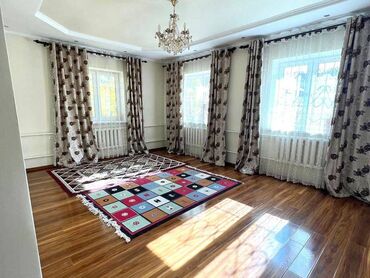 аренда политех: 160 м², 5 комнат