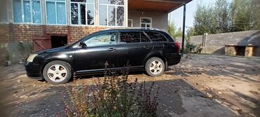 кожаный салон: Toyota Avensis: 2004 г., 2.4 л, Типтроник, Бензин, Универсал