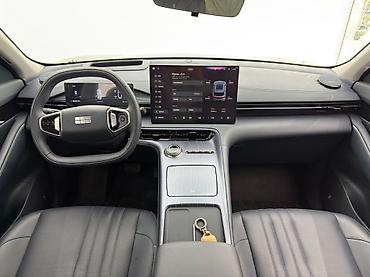range over: Geely Galaxy E5: 2026 г., Робот, Электромобиль, Кроссовер — 4
