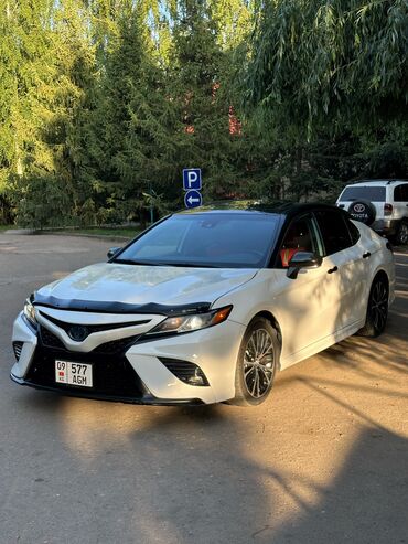машины 2010 года и выше: Toyota Camry: 2019 г., 2.5 л, Автомат, Гибрид, Седан