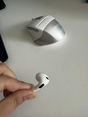 airpods: Беспроводные наушники-вкладыши, Apple, AirPods 3, Б/у — 3