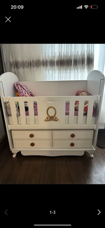 Divan və kreslo dəstləri: MilBewik qiymeti 70man yaxwi veziyyetde.matras var yellenir unvan