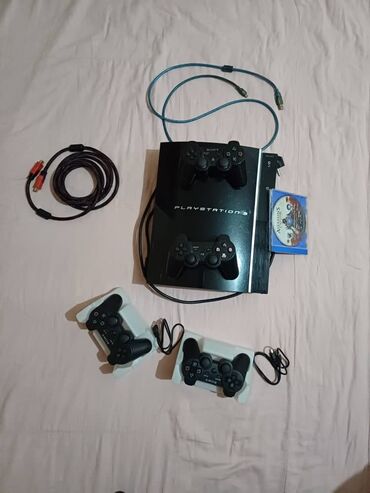 PS3 (Sony PlayStation 3): Пс3 прошитый состояние идеал память350 Гб игры в подарок скачан пкг ай