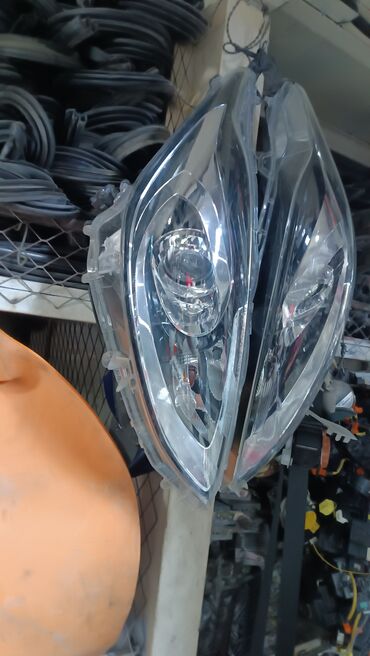 Bamperlər, buferlər: Komplekt, Yaxın və uzaq vuran işıqlar Toyota