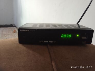 Аксессуары для ТВ и видео: Срочно продаю ресивер OPENBOX T2-168 HD за 600 сом, всё работает