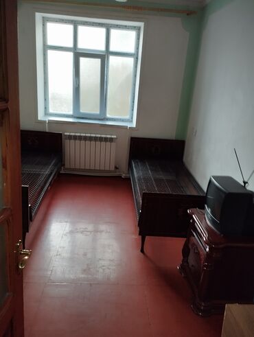 Uzunmüddətli kirayə mənzillər: Kirayə mənzil – tam mebel və əsas avadanlıqlarla - Plan: 3 otaqlı — 4