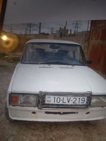 VAZ (LADA): Razilasma yolu ilə masin hokməli kəndidndədir