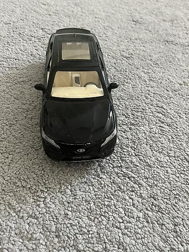 Məhsul: Metal die-cast oyuncaq maşın modelləri (2 ədəd) - Qara sedan