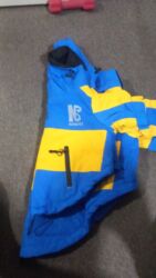 Psi: Jaknice za vaseg psa. cena za plavo zutu 1500, zuta i crna su po 500 — 2