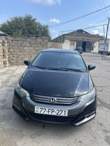 Honda Insight: 1.3 л | 2009 г. Седан