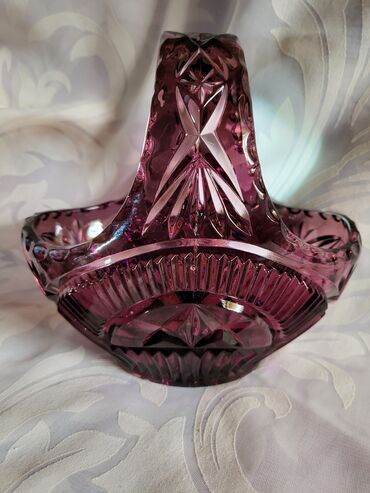 Ostalo posuđe: Korpa nova liveni kristal iz 70ih. ljubicasta. Visina. 14cm — 4