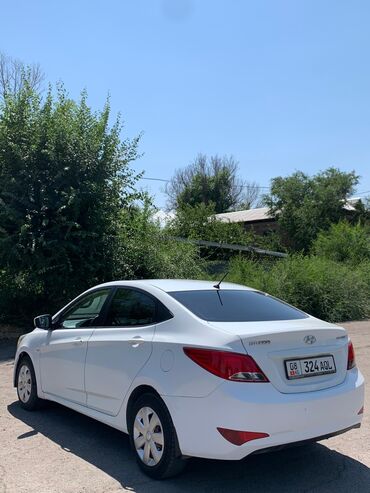 хундай агент: Hyundai Accent: 2015 г., 1.4 л, Автомат, Бензин, Седан