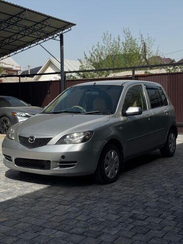 Kia: Mazda Demio: 2004 г., 1.3 л, Автомат, Бензин, Хэтчбэк