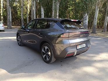 Changan: JMEV : 2026 г., Вариатор, Электромобиль, Кроссовер — 6