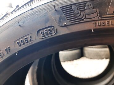 Шины: Шины 265 / 40 / R 20, Зима, Новый, Комплект, Michelin — 4