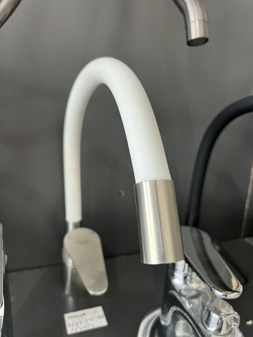 фильтр для воды кувшин: Кухонный смеситель с изливом-гусаком из гибкого белого силикона и