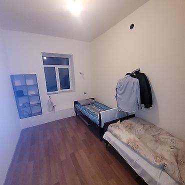 lokbatan evlər: Hayat evi, kirayə verilir oğlanlar üçün, bir nəfər 100 m. + kamunal — 9