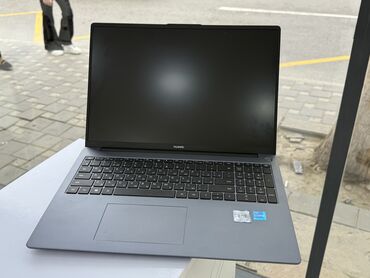 oyun ucun notbuk: Intel Core i5, 16 ГБ ОЗУ, 16 "