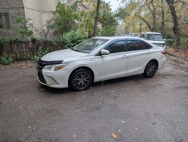 авто в рассрочку без первоначального взноса бишкек: Toyota Camry: 2015 г., 2.5 л, Автомат, Гибрид, Седан