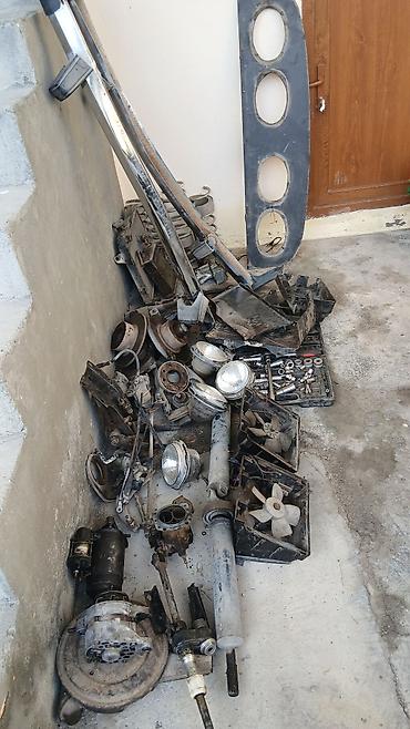 Digər avtomobil ehtiyat hissələri: Avtomobil ehtiyat hissələri dəsti Təsvir: - 4 ədəd polad disk — 14